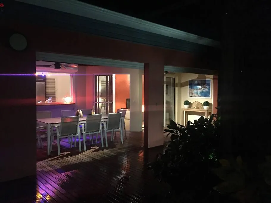 Ti Paradis Cache-Piscine-Dans Quartier Residentiel Villa Saint-Francois